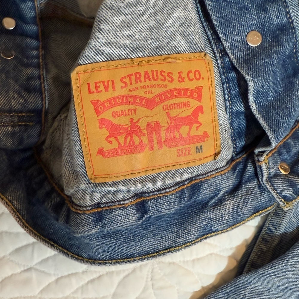 🌈 Levi's Future Pride Jacket (M) Limited Edition - Picture 12 of 16